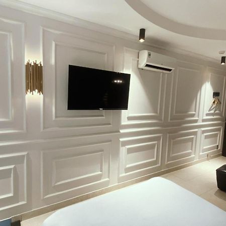 A In Hotel Del Luna Ho Chi Minh City Bagian luar foto