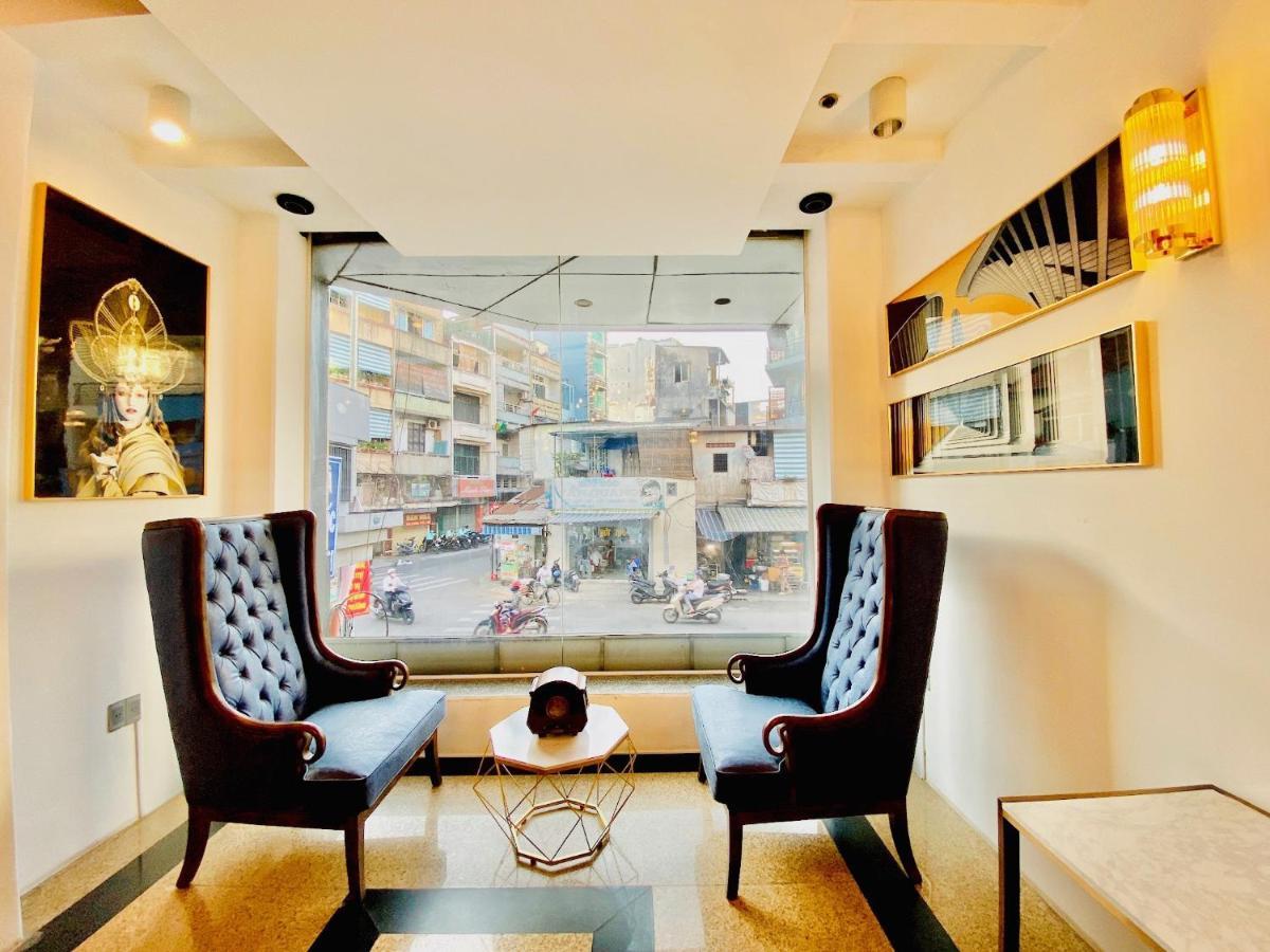 A In Hotel Del Luna Ho Chi Minh City Bagian luar foto